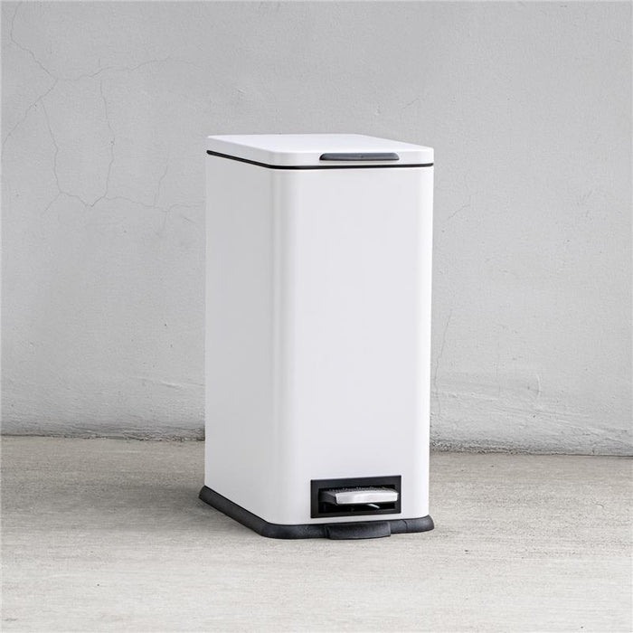 4.4 Gallon Slim Trash Can - 16.7 Liter